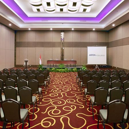 Aston Imperial Bekasi Hotel & Conference Center Exterior foto