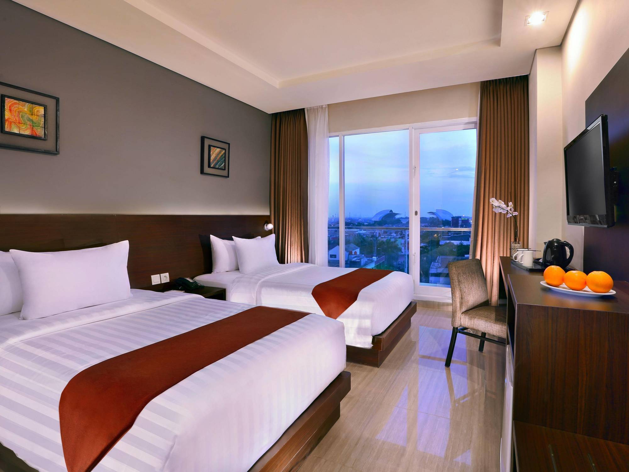 Aston Imperial Bekasi Hotel & Conference Center Exterior foto
